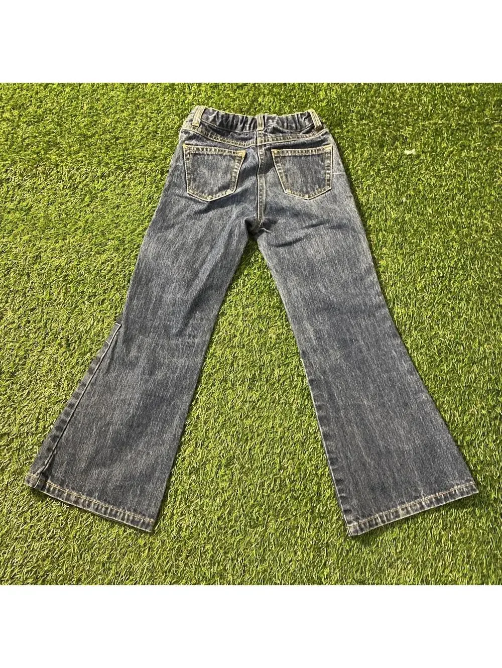 Vintage Y2K 2004 Gymboree Blue embroidered jeans with a winter design